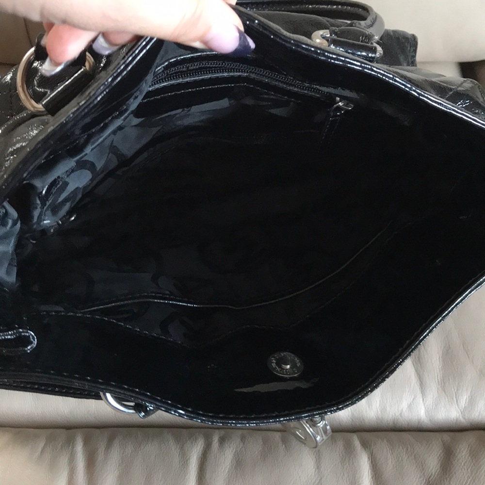 michael kors handbag - Picture 5 of 5